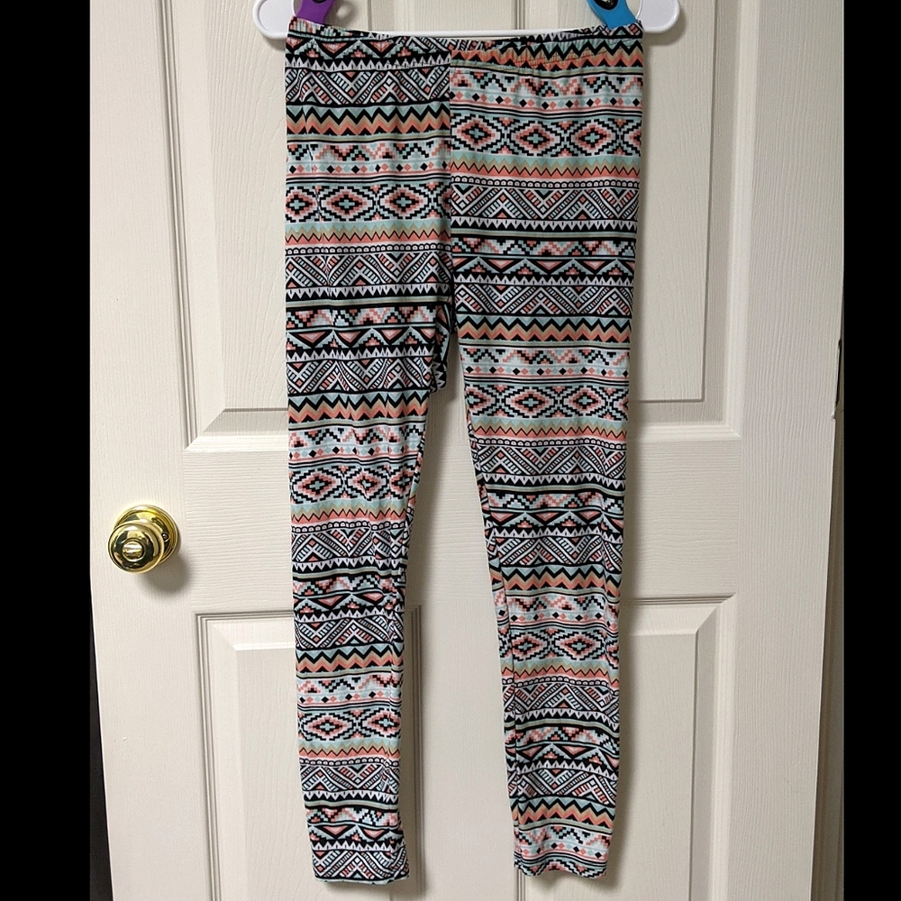 Bobbie Brooks Leggings